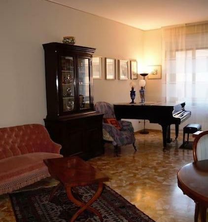 شقة Casa Vida كريمونا المظهر الخارجي الصورة